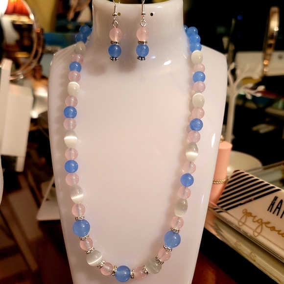 (NWT) 8mm Blue & Pink Jade Set - Picture 2 of 8